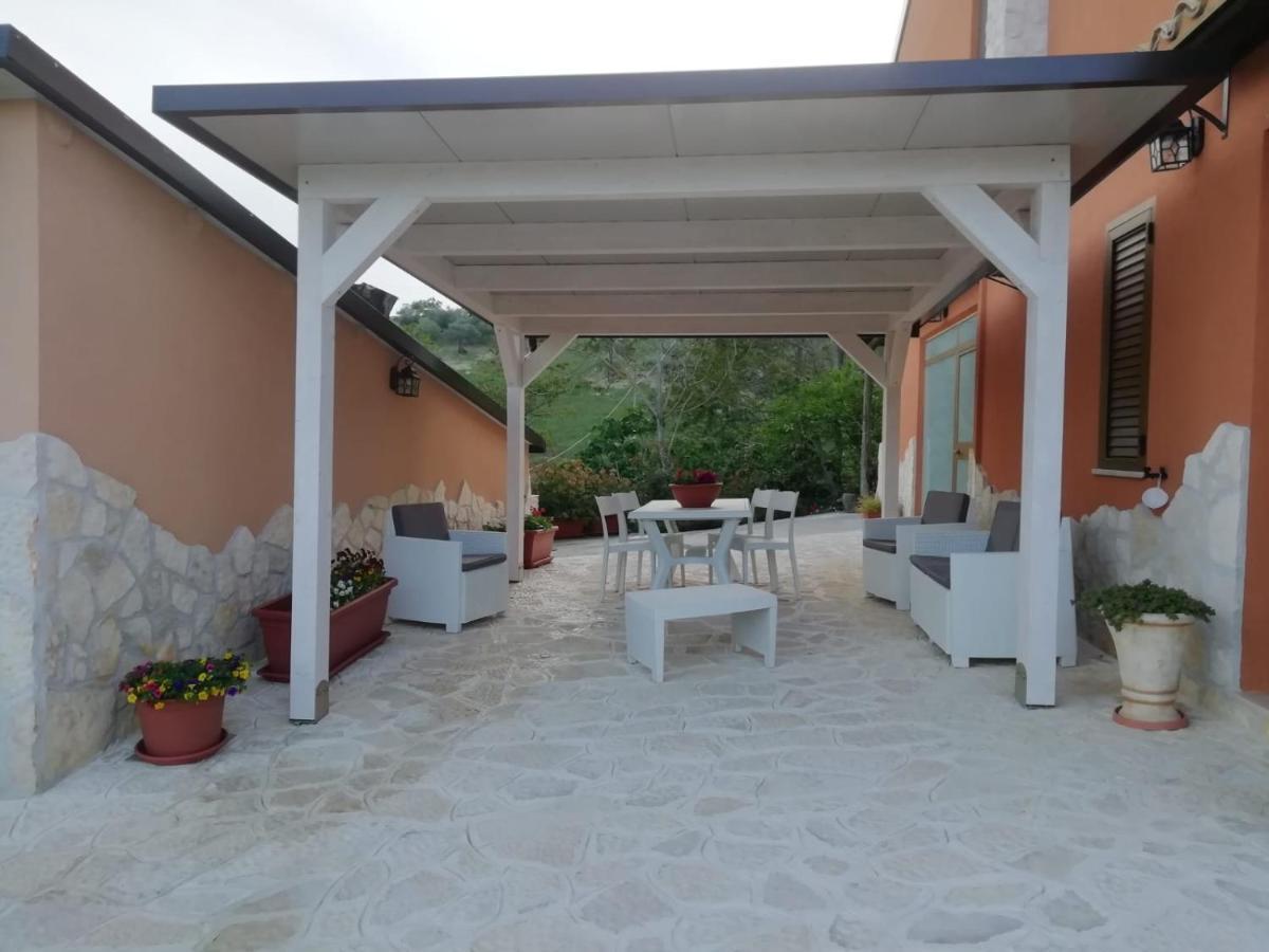 לינה וארוחת בוקר Spoltore La Casa Del Nonno מראה חיצוני תמונה